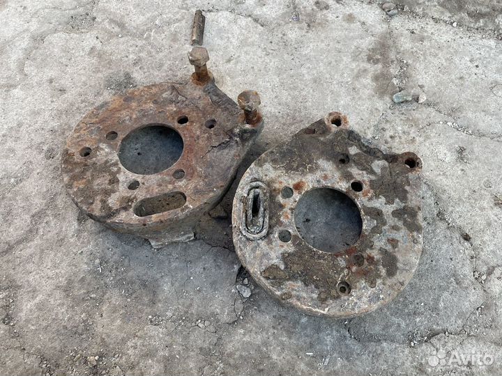 Крепеж под задний суппорт opel vectra b