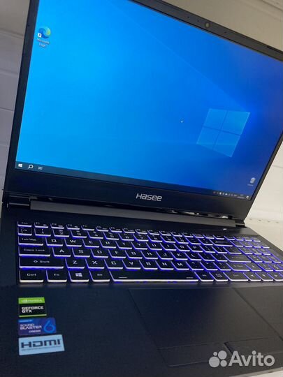 Ноутбук i7 10th/GTX1650Ti