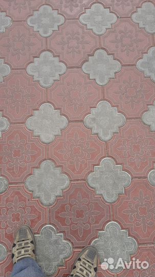 Продается вибростол для плитки вес комплект