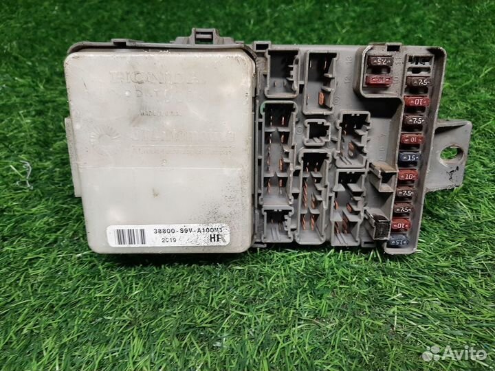 В наличии: Блок предохранителей Honda Pilot 1