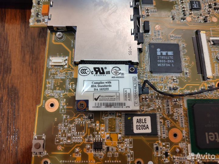 Материнская плата от ноутбука celeron m 550