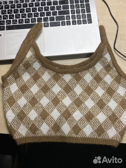 Кроп топ zara