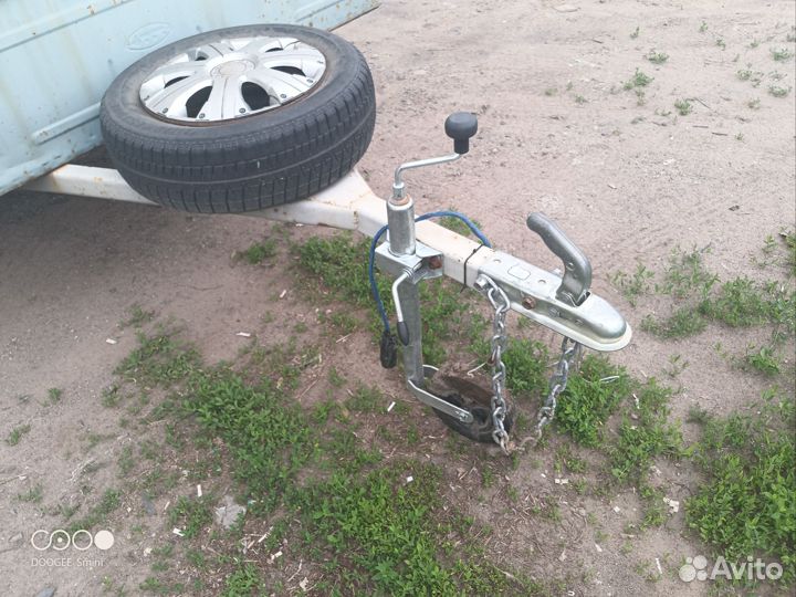 Прицеп легковой