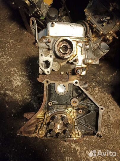 Двигатель Mitsubishi Carisma 1.6 4g92