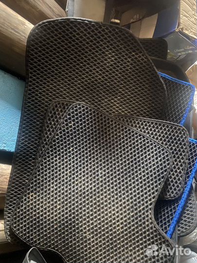 Продам ева коврики рено дастер