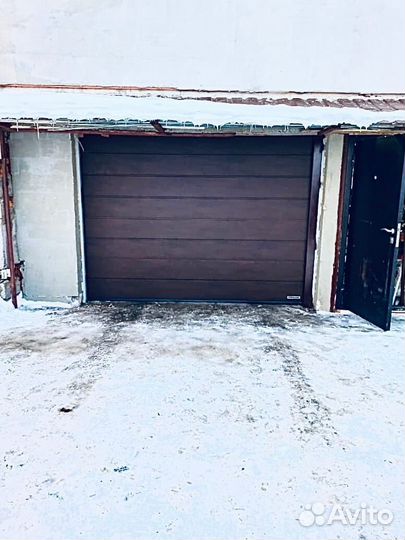 Секционные ворота с монтажом