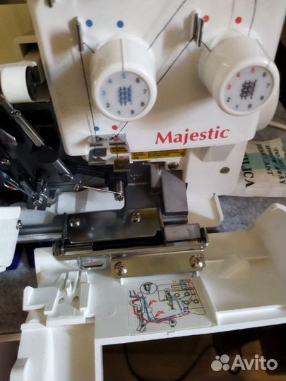 Оверлок Juki Majestic MO-54e