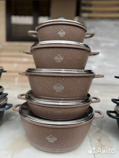 Набор кастрюль