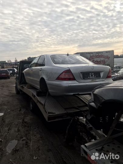 Мерседес 220