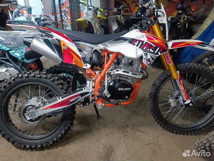 Regulmoto athlete 250 enduro Мотоцикл Б/У