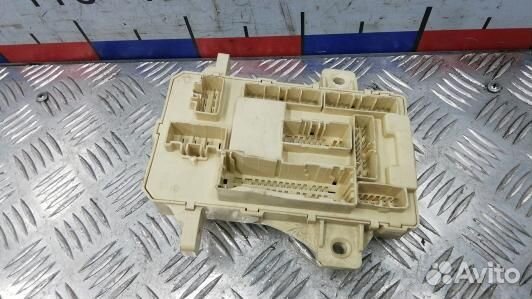 Блок предохранителей KIA CEE'D 1 (1KK18M102)