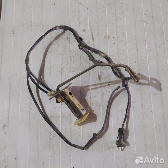 Топливный насос Mitsubishi Lancer Vii седан 1 2000