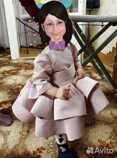 Пошив одежды. Швея