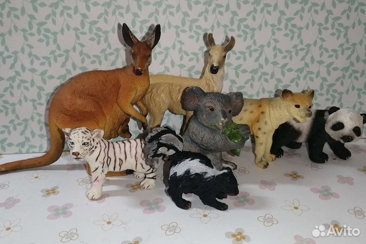 Фигурки животных шляйх и других