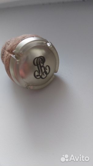 Louis Roederer коробка и бутылка