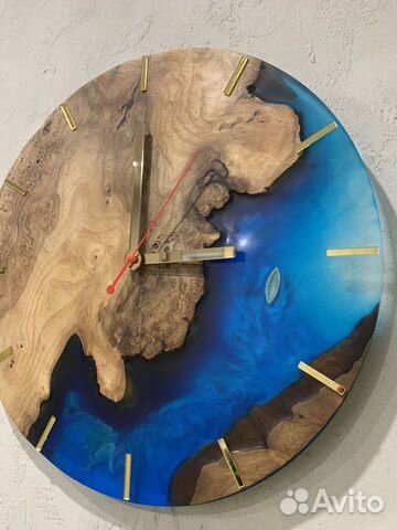 Часы настенные из дерева и эпоксидной смолы объявление продам