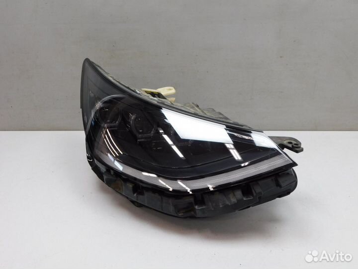 Фара правая Hyundai Sonata