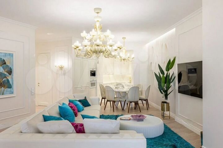 3-к. квартира, 170 м², 18/21 эт.