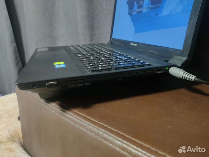 Ноутбук lenovo b590