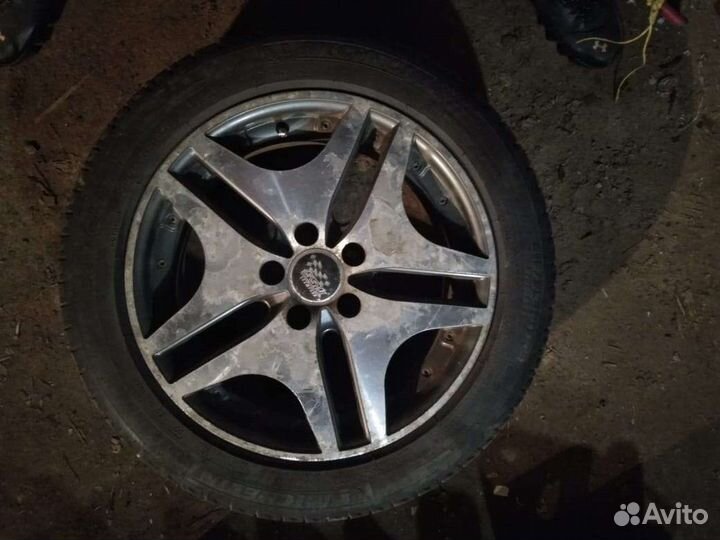 R17 Michelin Agilis 41 Snow-Ice 215/55, PCD 5x114.3 DIA 60.8