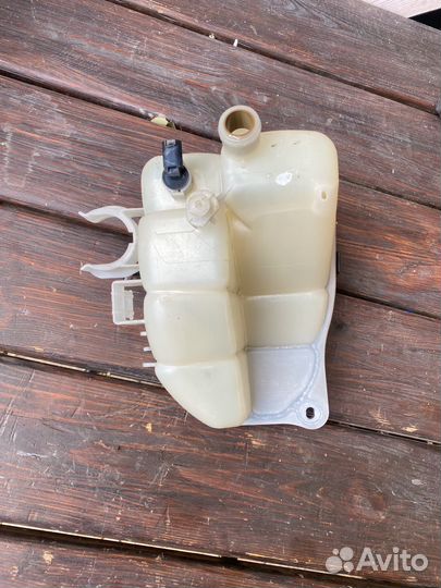 Бачок расширительный Mercedes-Benz C-Class W203