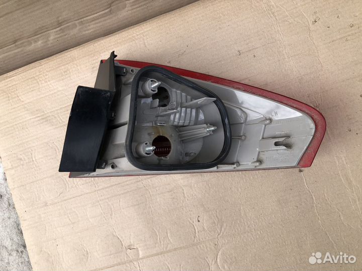 Задний левый фонарь Ford Mondeo 2007-2014