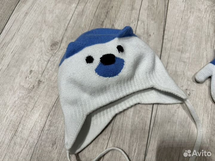 Комплект шапка и варежки