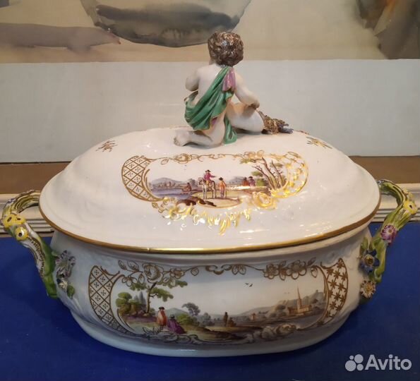 Супница. Фарфор. Европа. Начало 19 века