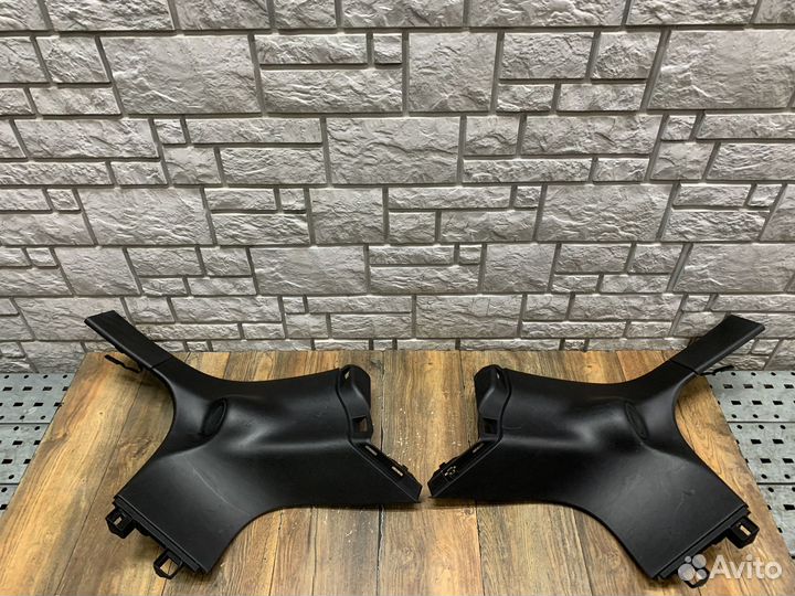 Jeep Grand Cherokee Обшивка стойки задняя LH RH