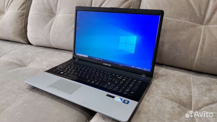 Ноутбук Samsung