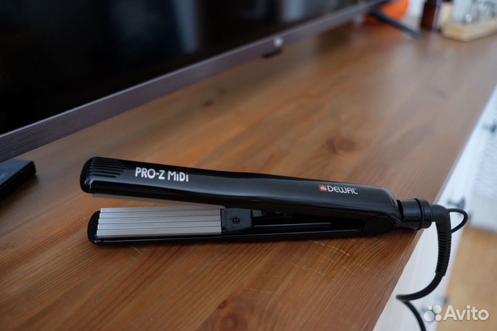 Утюжок для волос dewal (гофре)