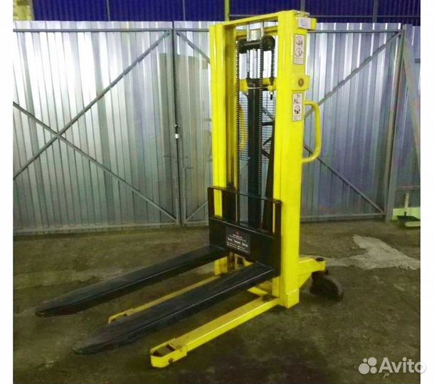 Штабелер гидравлический