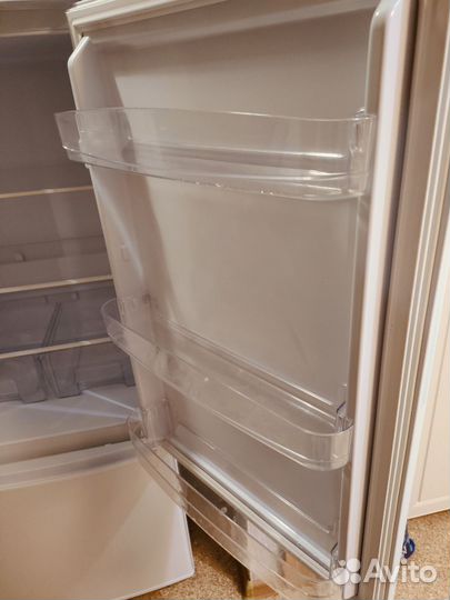 Холодильник бирюса 151