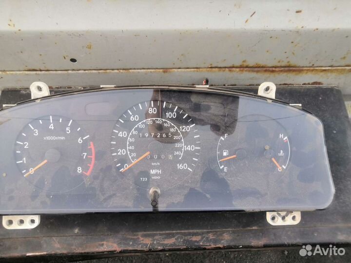 Щиток приборов Carina e в милях