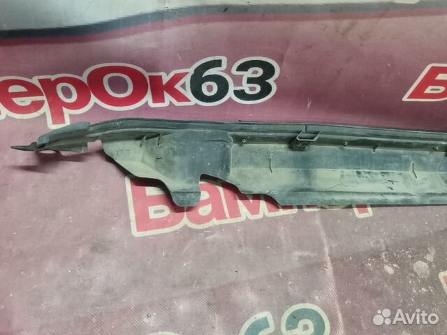 Накладка крыла передняя левая Toyota Land Cruiser