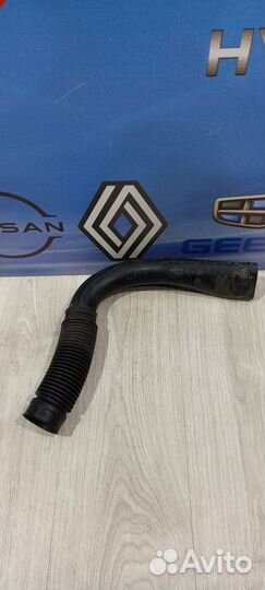 Патрубок воздушного фильтра Renault logan