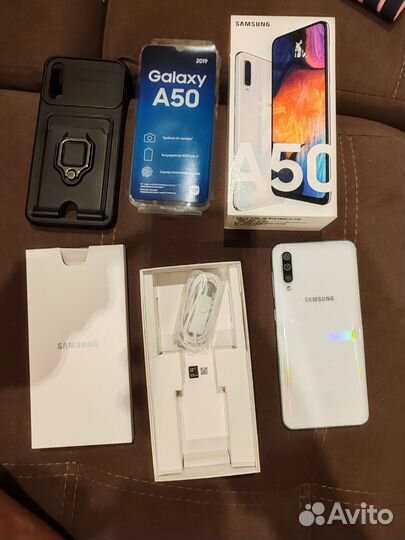 Samsung Galaxy A50, 4/64 ГБ