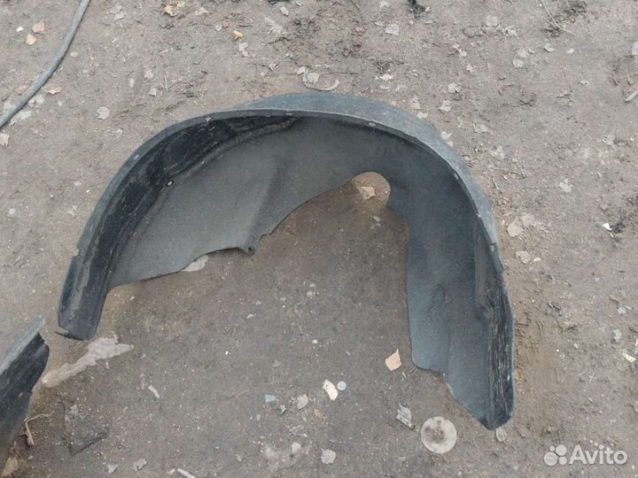 Подкрылок задний правый левый бмв х1 е84
