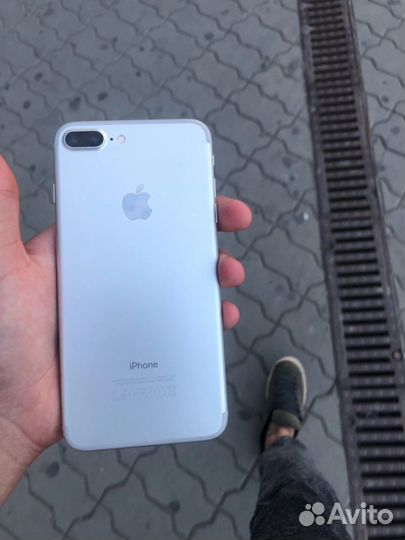 iPhone 7 Plus, 32 ГБ