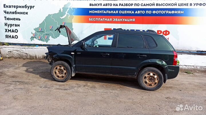 Воздухозаборник Hyundai Tucson (JM) 28210-2E100. В