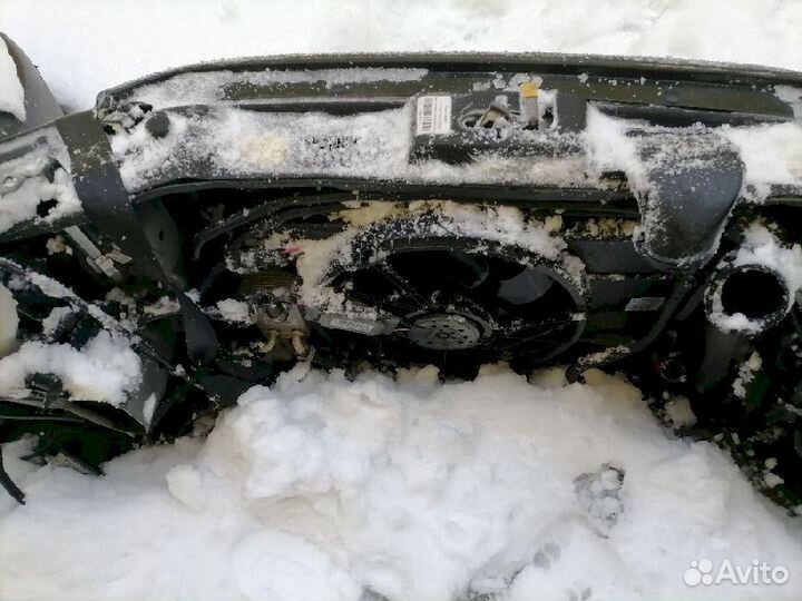 Радиатор охлаждения Volvo V50 MW68