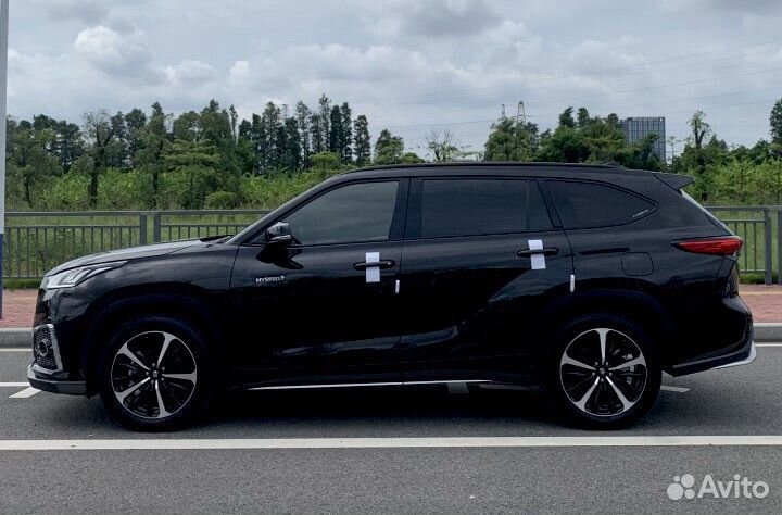 Toyota Crown Kluger 2.5 CVT, 2022, 16 000 км