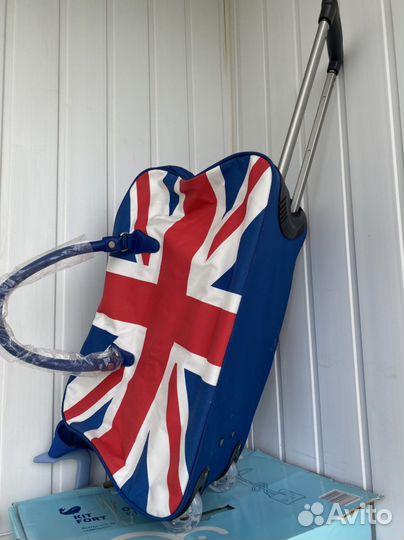 Сумка дорожная на колесах с выдвижной ручкой