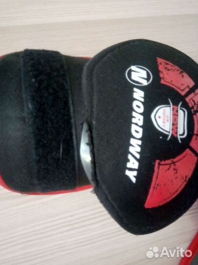 Нагрудник хоккейный