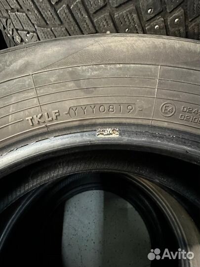 Yokohama BluEarth-A 215/65 R17