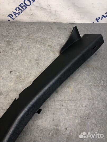 Обшивка ниж зад лев стойки Логан 2