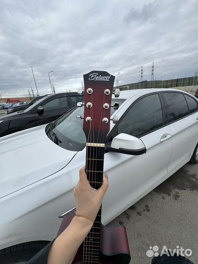 Гитара новая