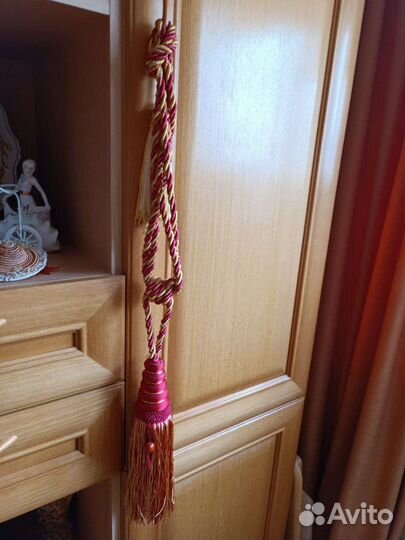 Кисть на штору