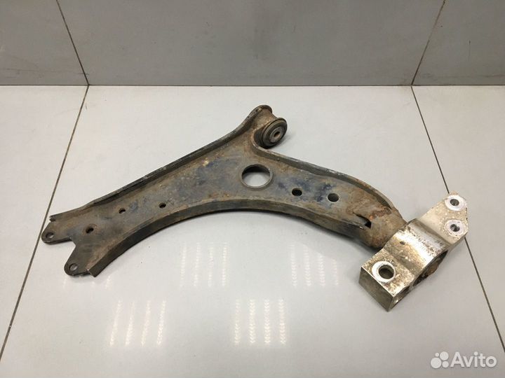 Рычаг передний правый Volkswagen Jetta Golf 5