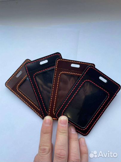 Бейдж из натуральной кожи